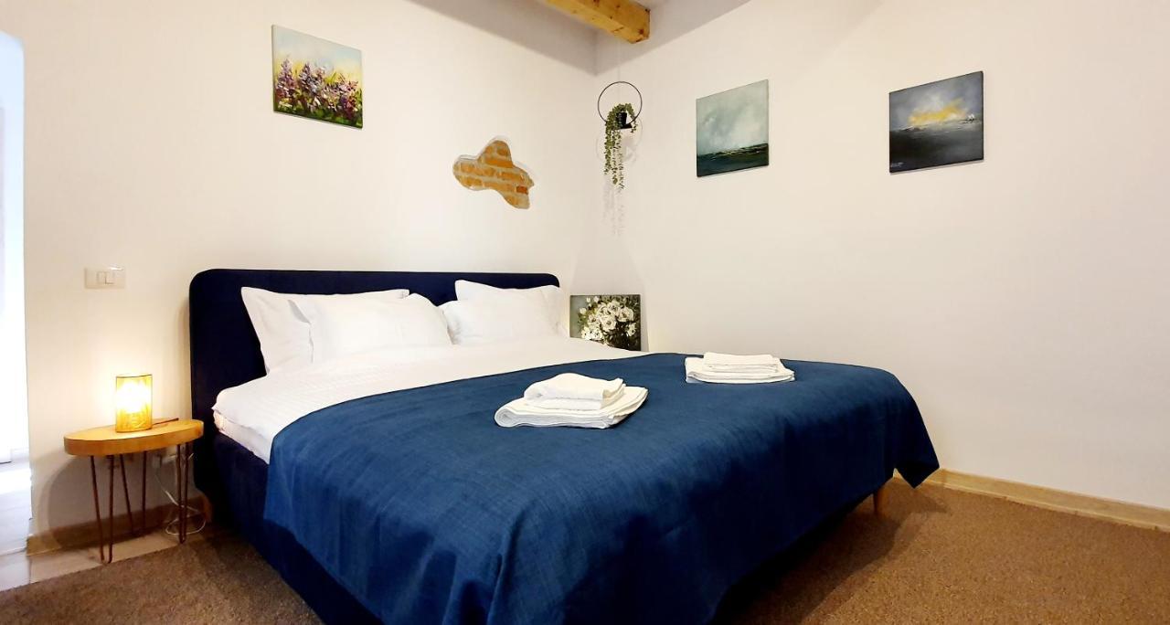 Art Studio Brasov Luaran gambar