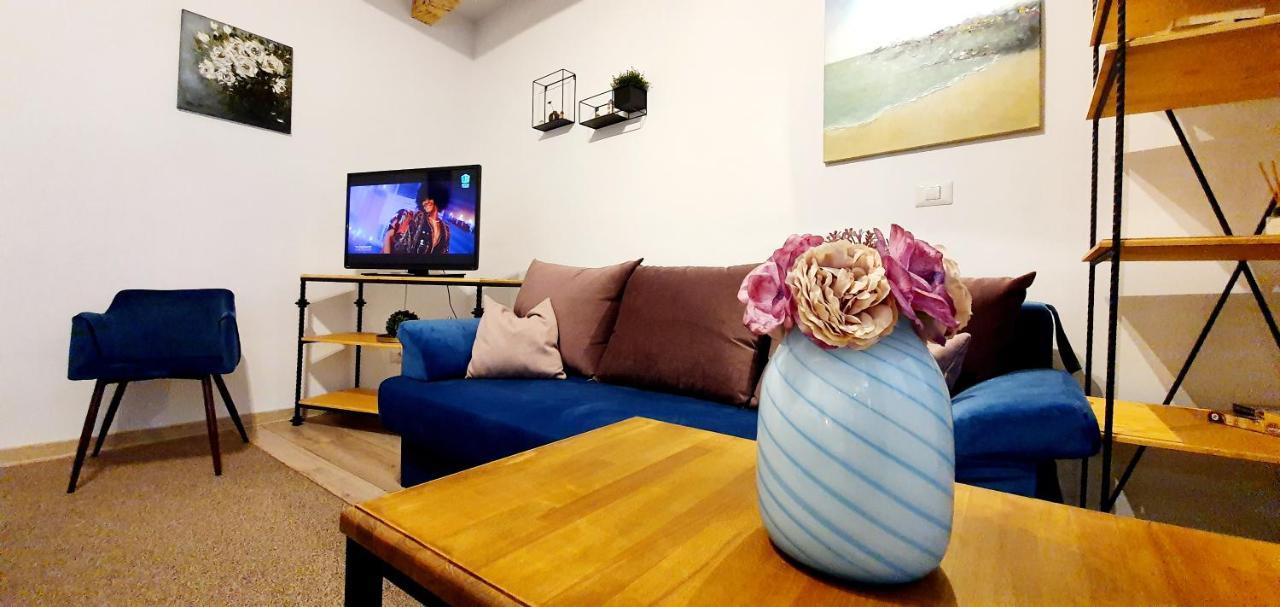 Art Studio Brasov Luaran gambar